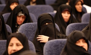 Iran nasila walkę z kobietami, które nie noszą hidżabu. Wytropią je nowoczesne systemy 