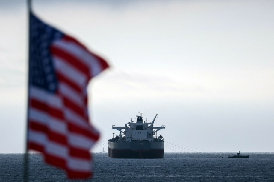 "Stanął w ogniu". Iran informuje o ataku na tankowiec USA