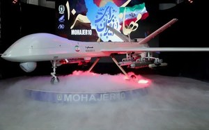 Iran niebezpiecznie rośnie w siłę. Ujawnia zaawansowany dron bojowy Mohajer-10