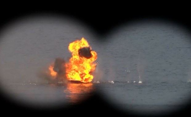 Iran odpowiada Trumpowi i grozi całkowitym zamknięciem cieśniny Ormuz