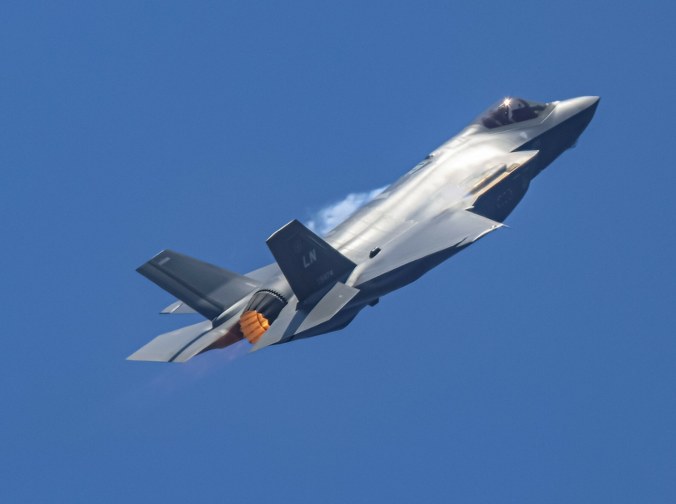 Iran ogłasza: Kolejny amerykański F-35 zestrzelony