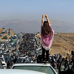 Iran: Protestujące dzieci bite, rażone prądem i gwałcone w więzieniach