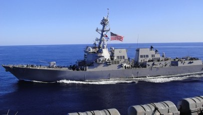 Iran trafił amerykański okręt wojenny? W USA zaprzeczają
