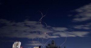 Iran uderza dronami, Izrael odpowiada. Bliski Wschód w ogniu