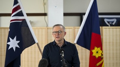 Iran uderzył w ZEA i kraje Zatoki Perskiej. Pocisk spadł w pobliżu bazy Al Minhad 