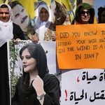 Iran ugina się pod presją. Co dalej z nakazem noszenia hidżabu?