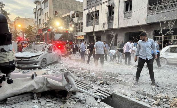 Irańczycy mają się pilnie ewakuować z okolic instalacji nuklearnych