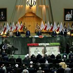 Irański parlament zatwierdził umowę nuklearną