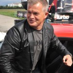 Irek Bieleninik był wielką gwiazdą TVN, nagle go wyrzucono i odcięto kurek z pieniędzmi. Tak skończył...