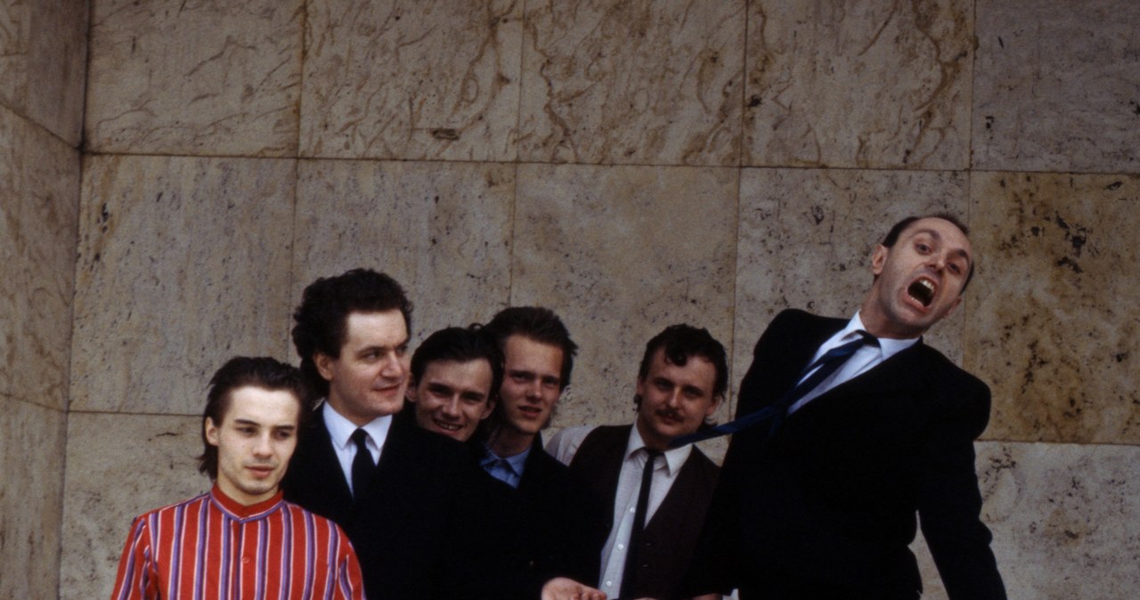 Ireneusz Dudek (pierwszy z prawej) w latach 70. ze swoim zespołem /Jerzy Płoński/RSW /Agencja FORUM