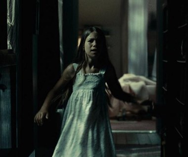 Iris Almeida w scenie z filmu "Słodkich snów"