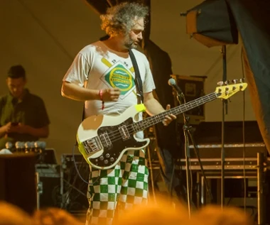 Irlandia, trap dla gen Z, rap z Palestyny i brazylijski jazz. Relacja z drugiego dnia OFF Festival 2026.