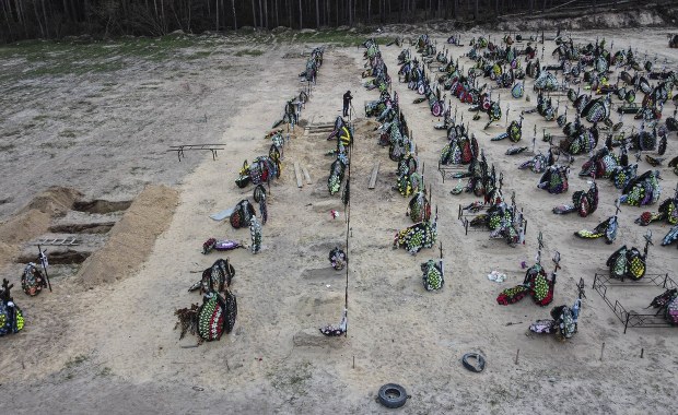 Irpień: Rosjanie na oczach 17-latki bili i gwałcili jej matkę i siostrę