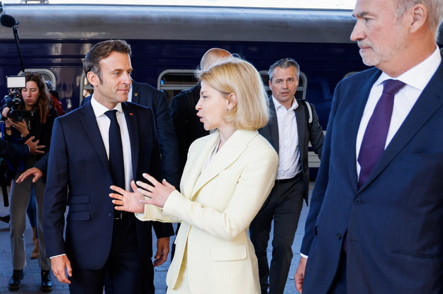 Iryna Wereszczuk i Emmanuel Macron w Kijowie /LUDOVIC MARIN /PAP/EPA