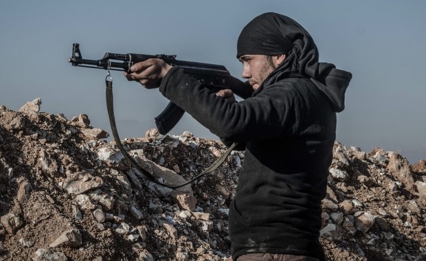 ISIS obcięło o połowę żołd syryjskim bojownikom. Powodem "nadzwyczajne okoliczności"