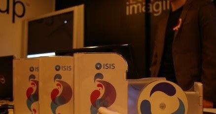 ISIS w prowizorycznych pudełkach "po Windows Vista". /INTERIA.PL