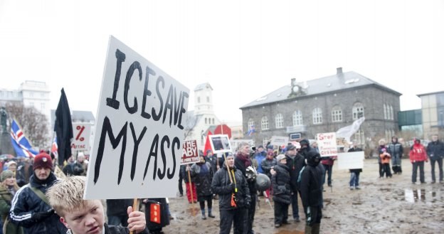 Islandczycy w referendum powiedzieli "nie" spłacie długów wobec Holandii i W. Brytanii /AFP
