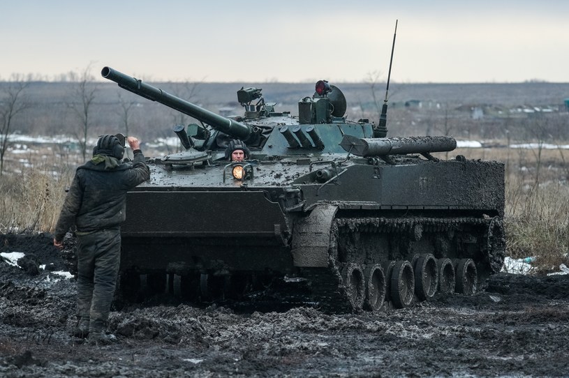 Istnieje szansa, że rosyjskie czołgi podczas inwazji ugrzęzłyby w rozmokniętym czarnoziemie /Erik Romanenko/TASS /Getty Images