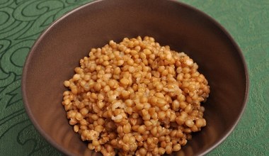 Італійці люблять це і їдять замість рису. Має горіховий смак, багато клітковини, не підвищує рівень цукру 