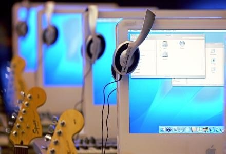 iTunes ma być wolny od zabezpieczeń DRM do końca marca /AFP