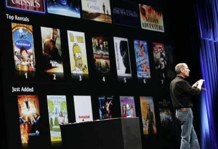 iTunes stał się forpocztą rewolucji w cyfrowej dystrybucji /AFP