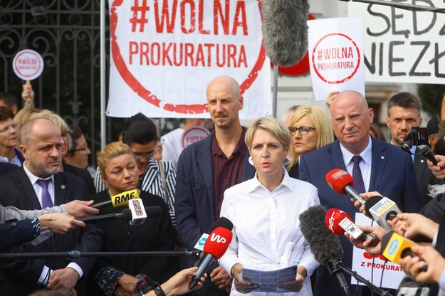 Iustitia żąda powołania przez Sejm komisji śledczej ds. wycieku danych o sędziach /Rafał Guz /PAP