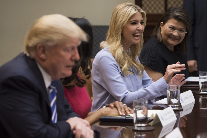Ivanka Trump uczestniczy w spotkaniach w Białym Domu /AFP