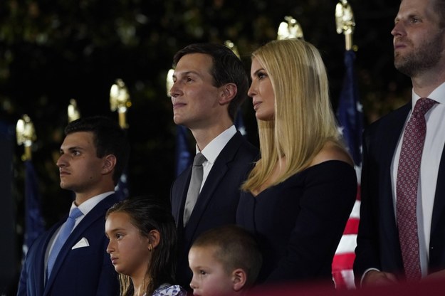 Ivanka Trump z mężem oraz Eric Trump /	CNP/AdMedia /PAP/AdMedia