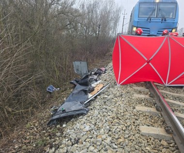 Iwona i Krystian zginęli pod kołami pociągu. Prokuratura sprawdza, czy zadziałała sygnalizacja