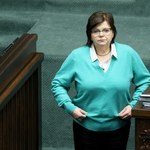 Izabela Leszczyna tłumaczy się z anulowanego konkursu. Obiecuje pacjentom miliardy