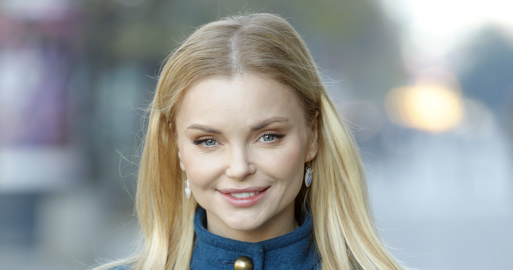 Izabella Miko w drodze do studia "Dzień Dobry TVN" /AKPA /AKPA