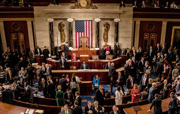 Izba Reprezentantów USA uchwaliła swoją wersję budżetu obronnego /Shutterstock