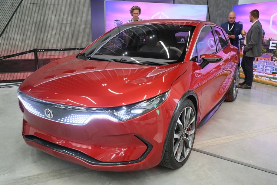 Izera - polski samochód elektryczny /Piotr Molecki /East News