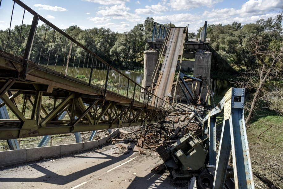 Izium /OLEG PETRASYUK /PAP/EPA