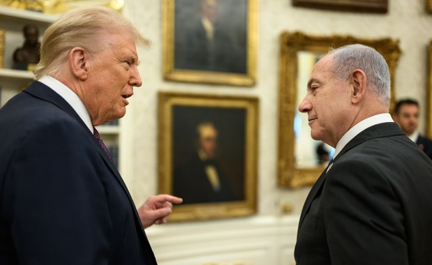 Izrael lekceważy starania USA? "Bombardowania będą trwać"