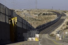 Izrael: Otwarto autostradę rozdzieloną murem na dwie części