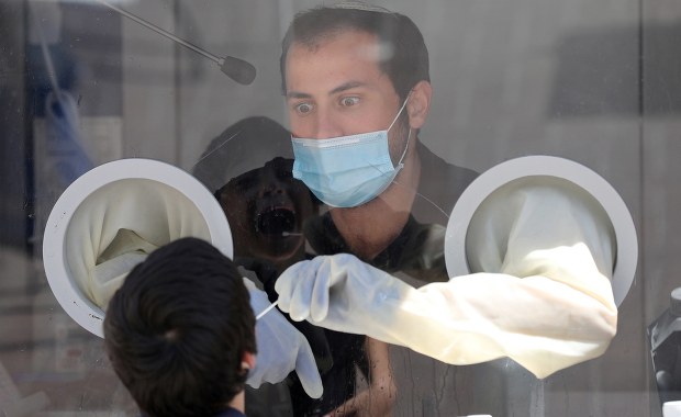 Izrael pierwszym krajem na świecie, który ogłasza drugi lockdown