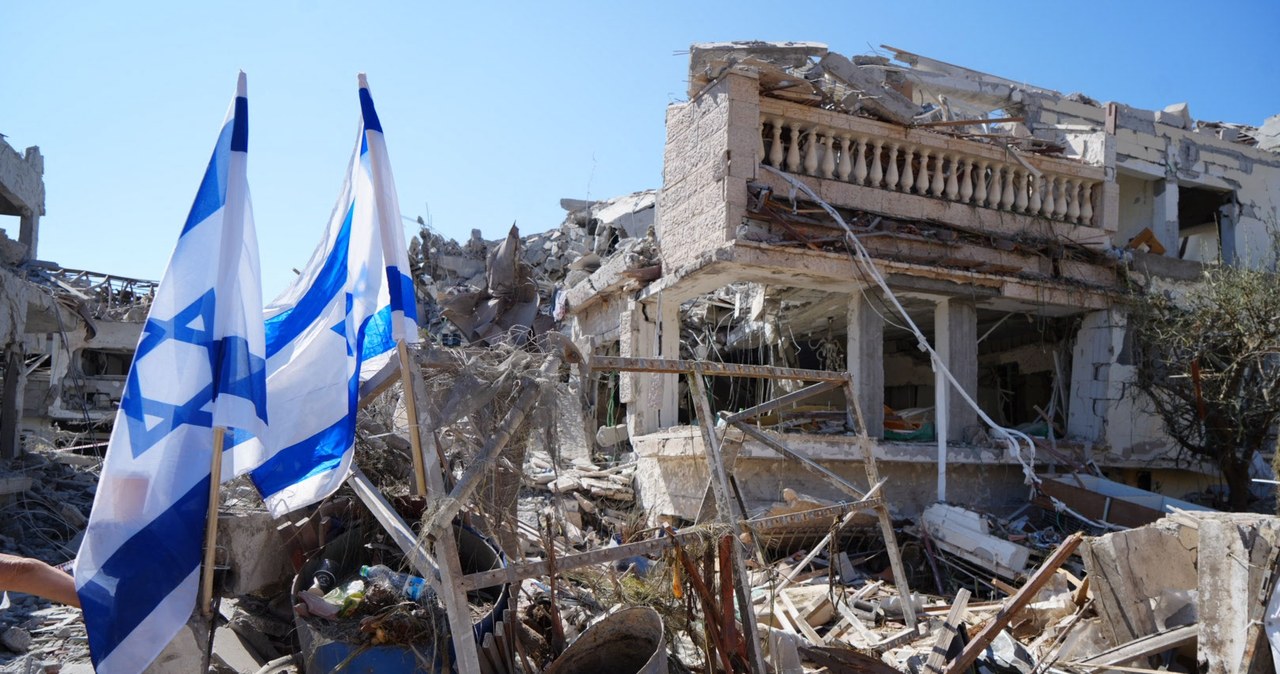 Izrael płaci setki milionów dolarów za każdy dzień wojny. Przechwytywanie rakiet kosztuje najwięcej /KHADIJA TOUFIK / Middle East Images / Middle East Images via AFP /AFP