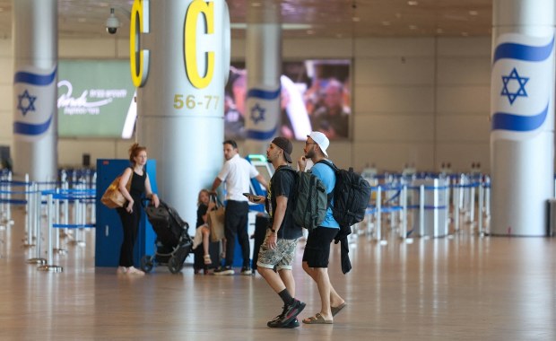 Izraelczycy otwierają niebo nad swoim krajem