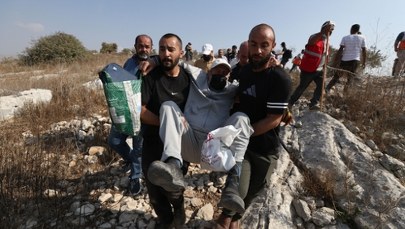 Izraelscy osadnicy znów zaatakowali. Dziennikarka Reutersa wśród rannych