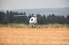 Izraelska firma zaprezentowała bezzałogowy helikopter z silnikiem elektrycznym