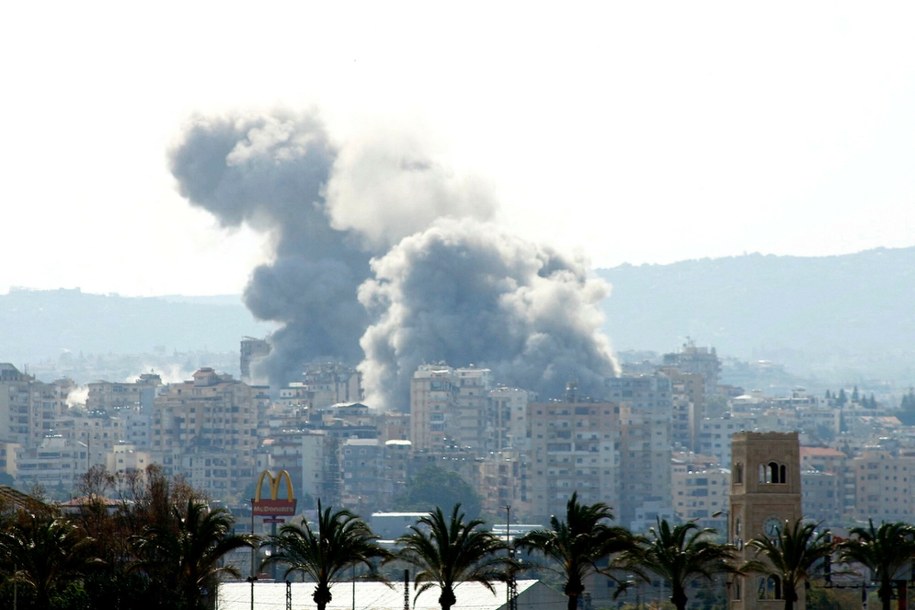 Izraelski atak na miasto Tyr w Libanie z kwietnia tego roku /KAWNAT HAJU/AFP /East News