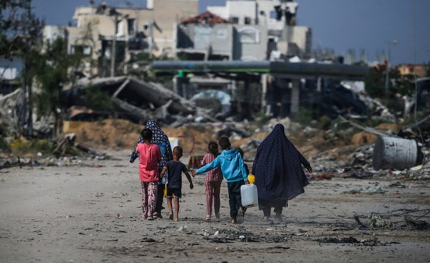 Izraelski atak na szkołę w Strefie Gazy. Dziesiątki zabitych