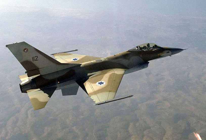 Izraelskie F-16A/B trafią w prywatne ręce /AFP