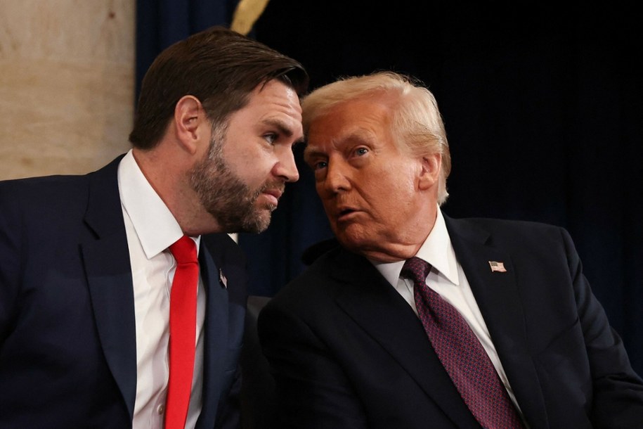 J.D. Vance i Donald Trump /CHIP SOMODEVILLA/AFP /East News