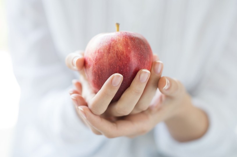 Jabłka mają wiele składników ważnych dla zdrowia /©123RF/PICSEL