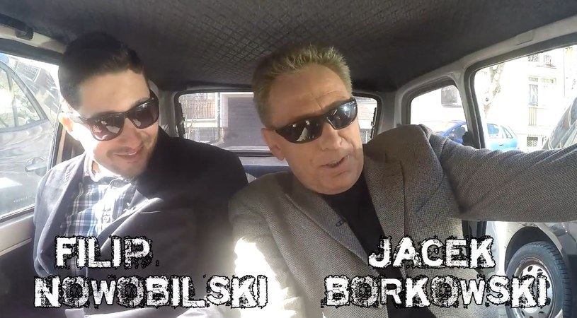 Jacek Borkowski dał się namówić na poprowadzenie białego Malucha /YouTube