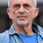 Jacek Koman u boku największych gwiazd kina. Ten film budzi kontrowersje