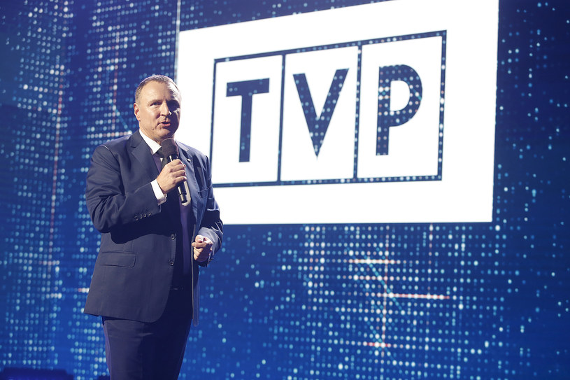 Jacek Kurski podczas jesiennej ramówki TVP informował, że sztandarowe produkcje Jedynki, w tym "Klan", nie znikną z anteny /Podlewski /AKPA