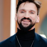 reality show Jacek z "Love is Blind" ma nową partnerkę. Kim jest tajemnicza brunetka?